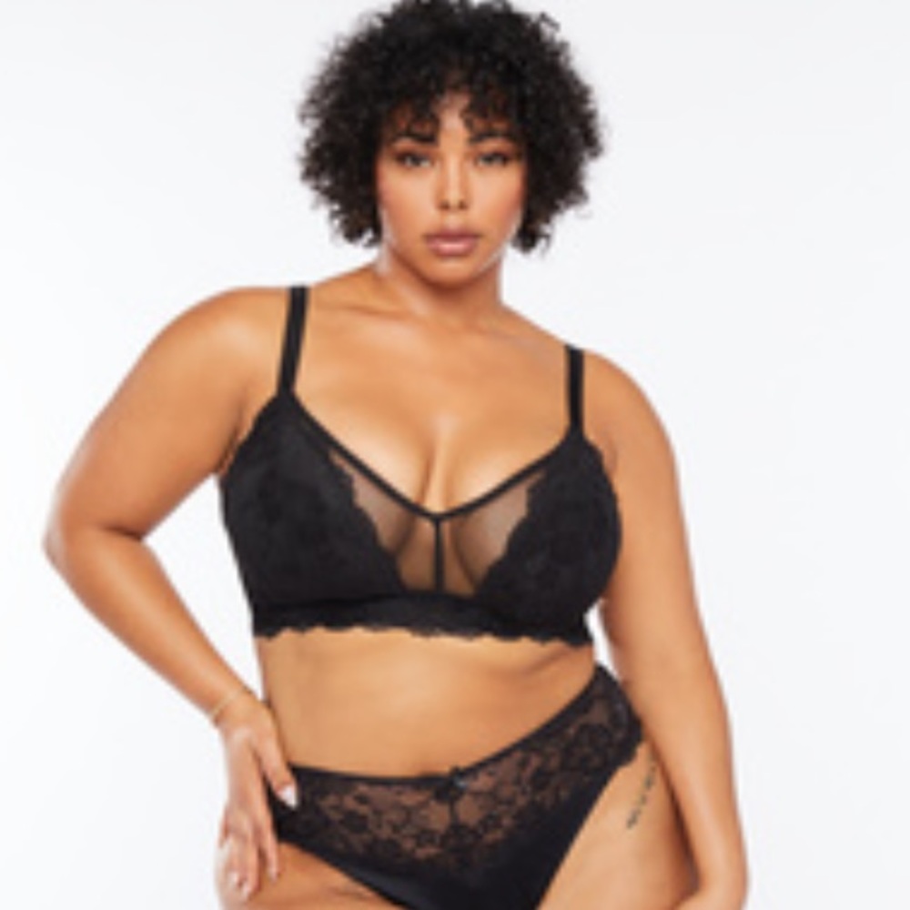 SAVAGE X FENTY: FLORAL LACE AND MESH BRALETTE